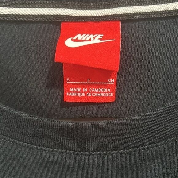 Nike ‘Just Do It 95’ Athletic Raglan Shirt Black 3/4 Sleeves Red Tag Size Small - Picture 2 of 8